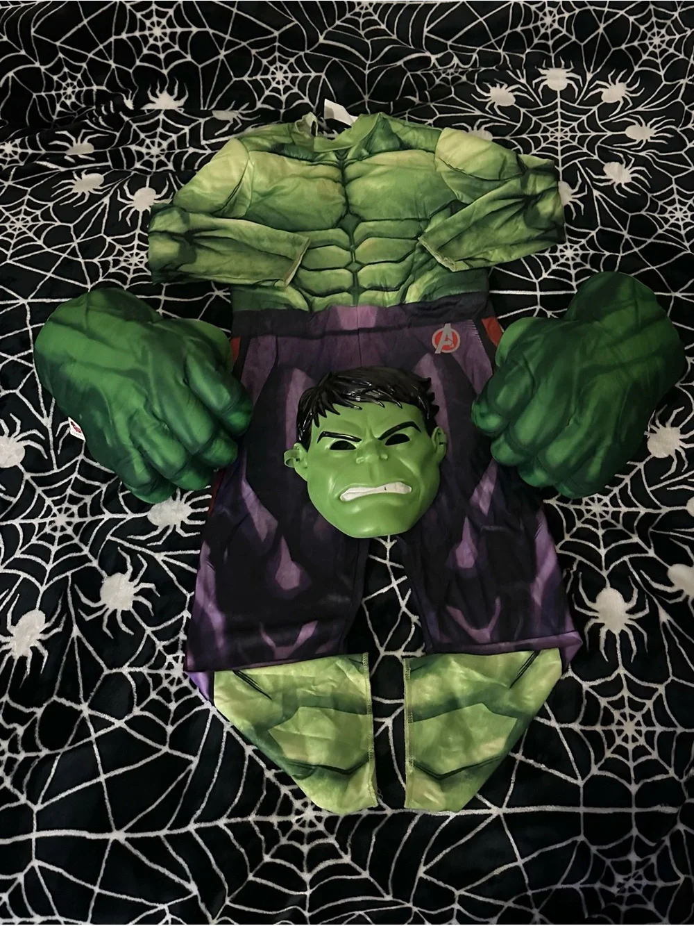 Green Hulk Mask and Gloves Kids Costume Set